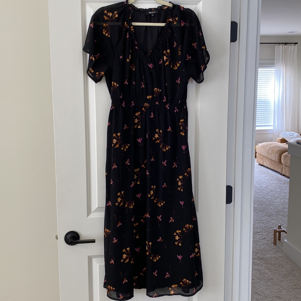 Madewell Georgette V Neck Dress, size M - Picture 3 of 4